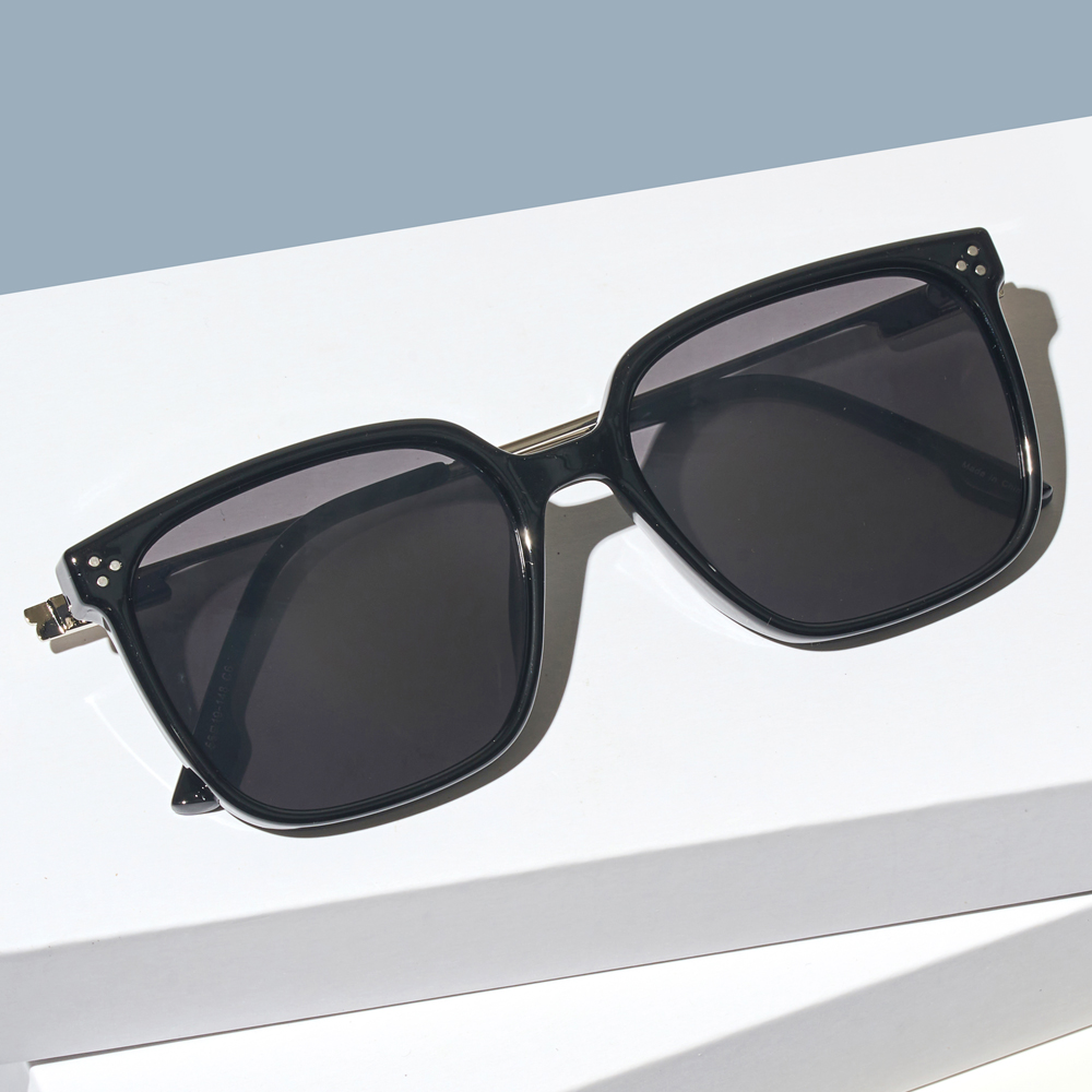 UV 자외선차단 가벼운 데일리 커플 뿔테 틴트 선글라스