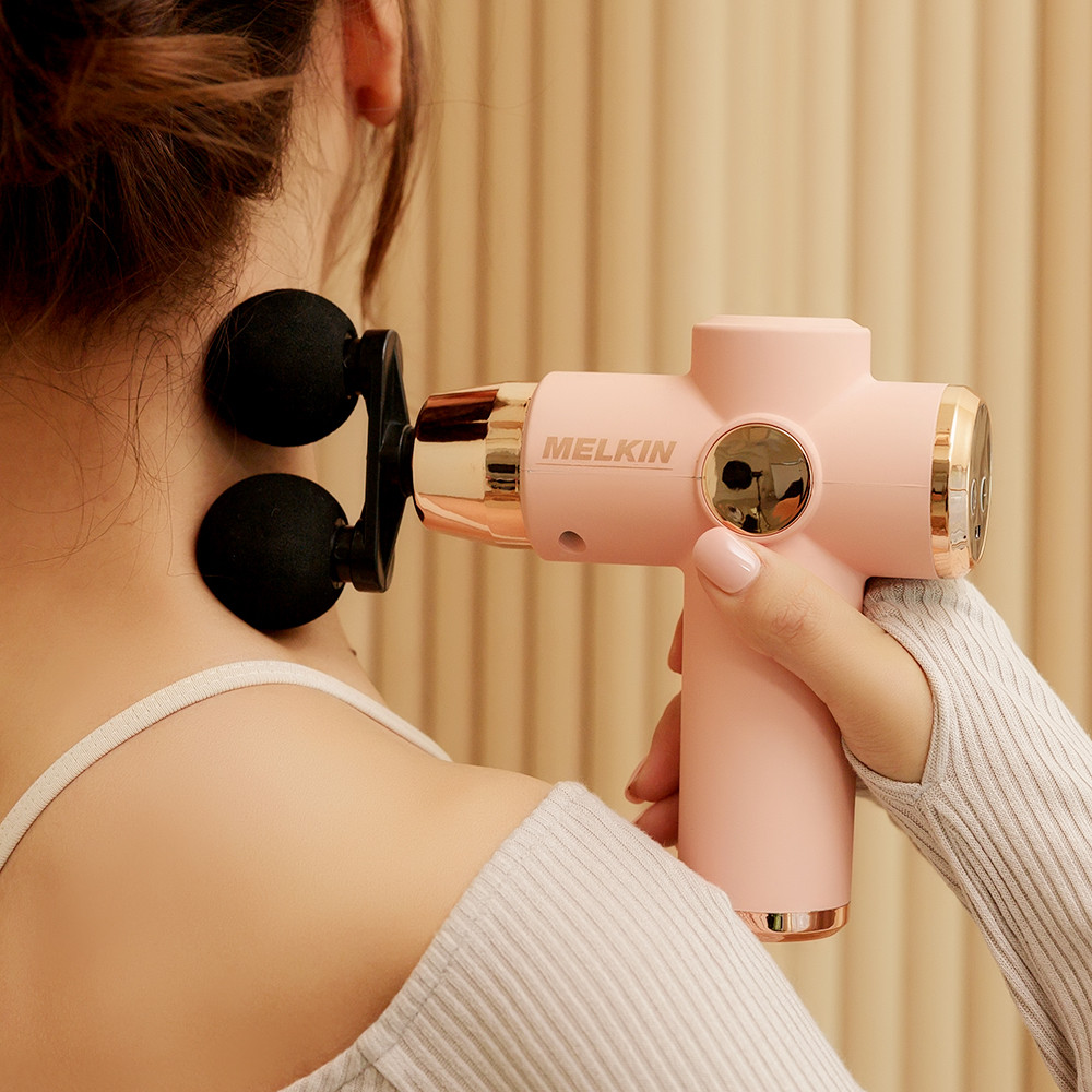 멜킨 어썸 미니 휴대용 마사지건 추천 무선 전동 초경량 저소음 안마기 어깨 승모근 전신