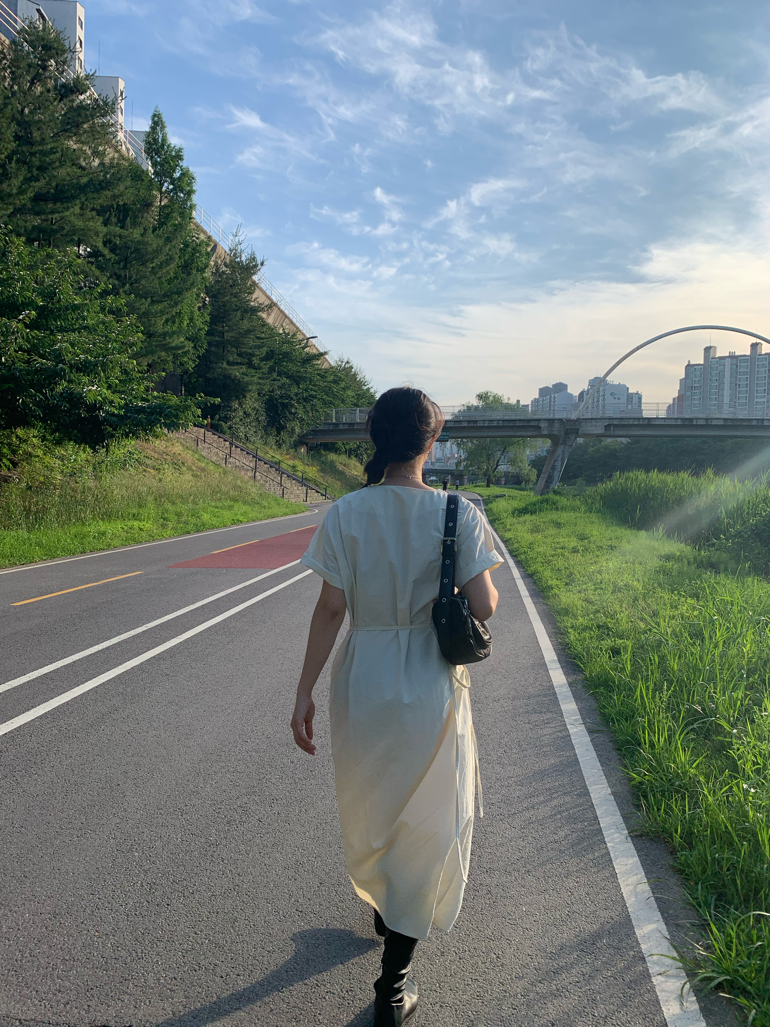 픽어스 (2color)랩원피스 리본원피스 여름 롱원피스 언발 나일론 반팔 여름하객 픽어스 (2color)랩원피스 리본원피스 여름 롱원피스 언발... 