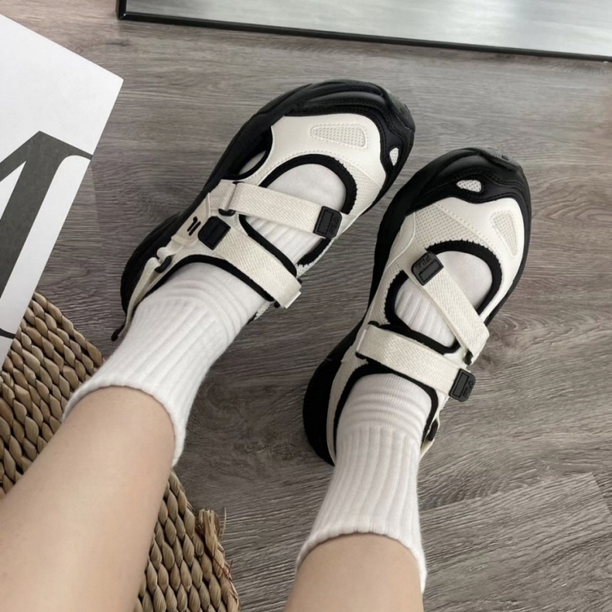 휠라 퓨전 콘치 메리제인 스트랩 메쉬 샌들 키높이 쿠션 여름 단화 T12W321401FWB