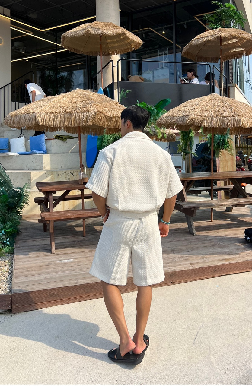 0D2F7D97-E5EF-4D95-8AC1-33F3A4EC1A77