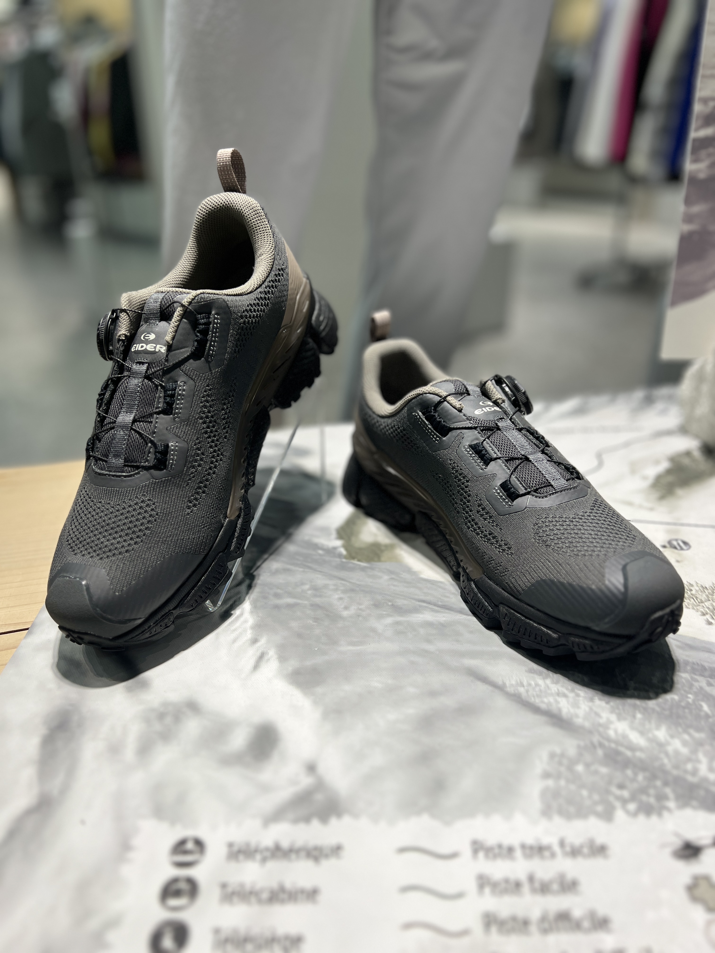 아이더 남여공용 방수등산화 트레킹화 워킹화 하이킹화 퀀텀 인피니티 MF23G25