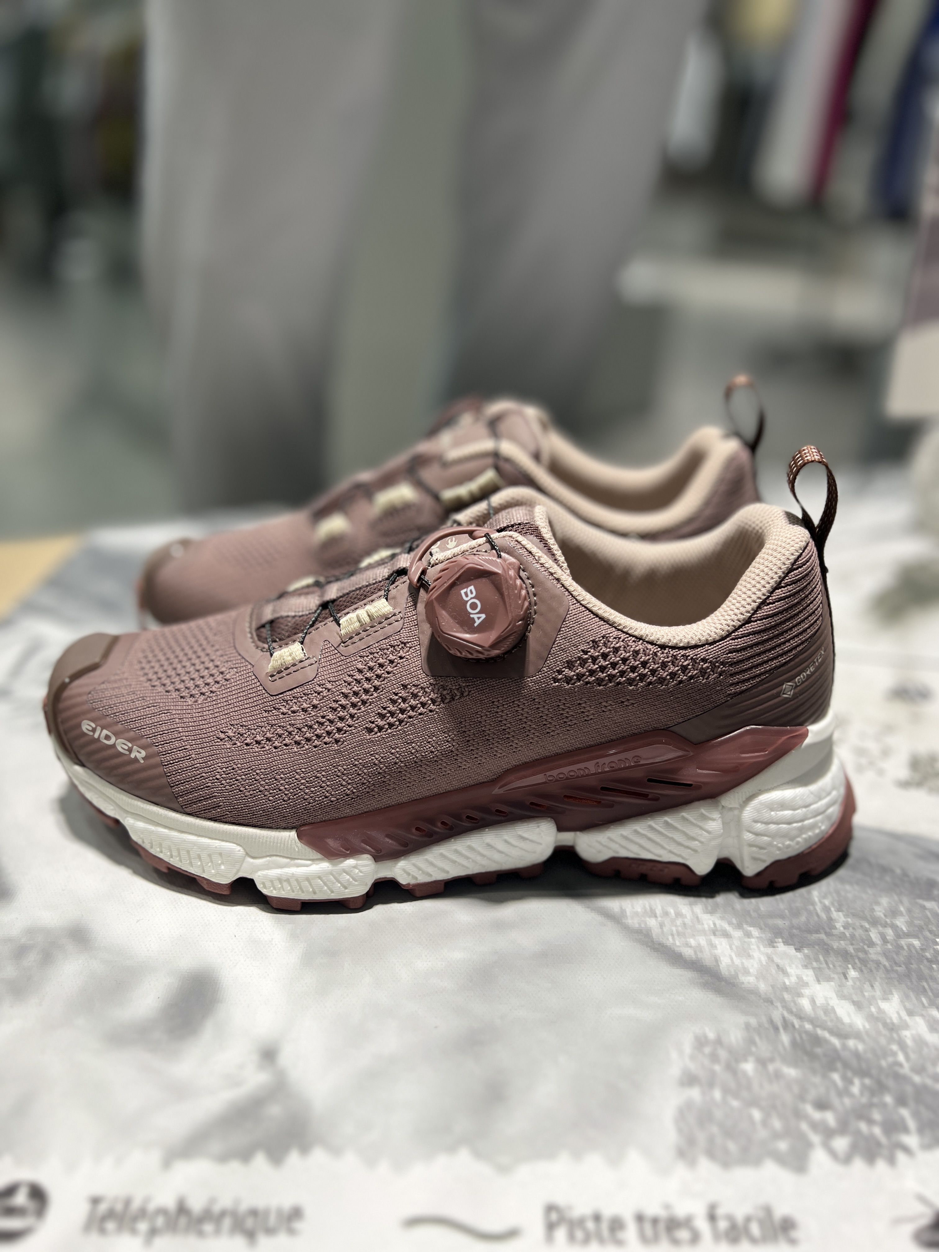 아이더 남여공용 방수등산화 워킹화 트레킹화 하이킹화 퀀텀 인피니티 - 상세 이미지 4