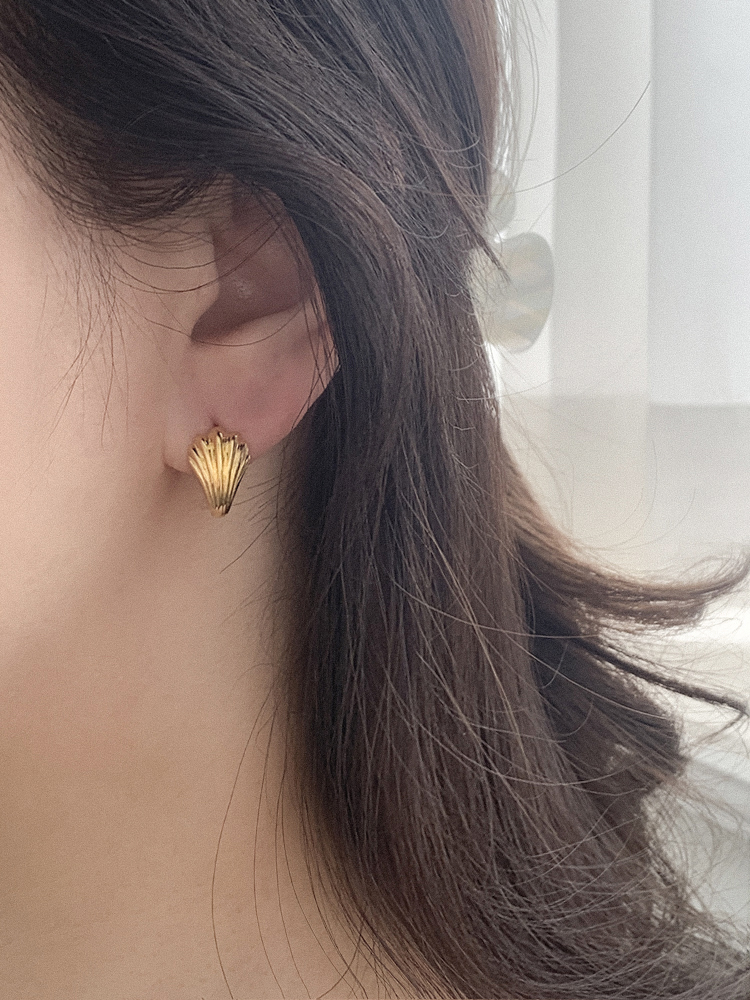 셀프러브 클램 이어링 - 925실버 조개 쉘 볼드 입체 여름휴가 원터치 18k 링귀걸이 - 상세 이미지 3