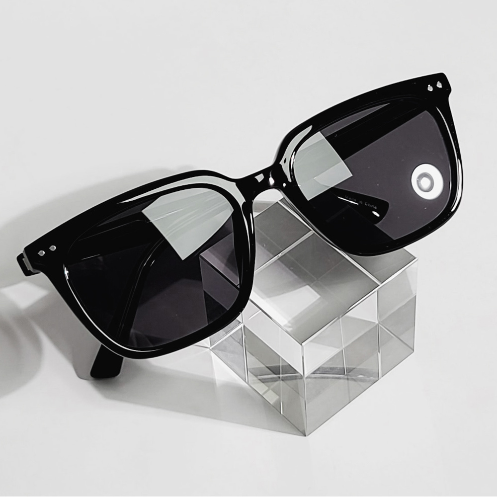 가벼운 빅사이즈 사각 뿔테 자외선차단 데일리 틴트렌즈 선글라스 커플
