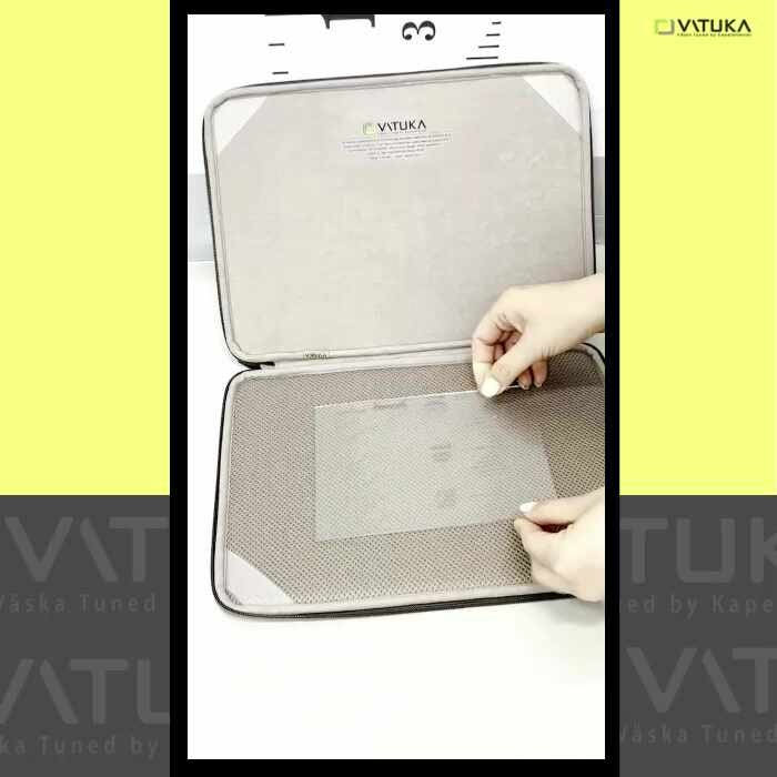 파우치 내부 및 소재 디테일