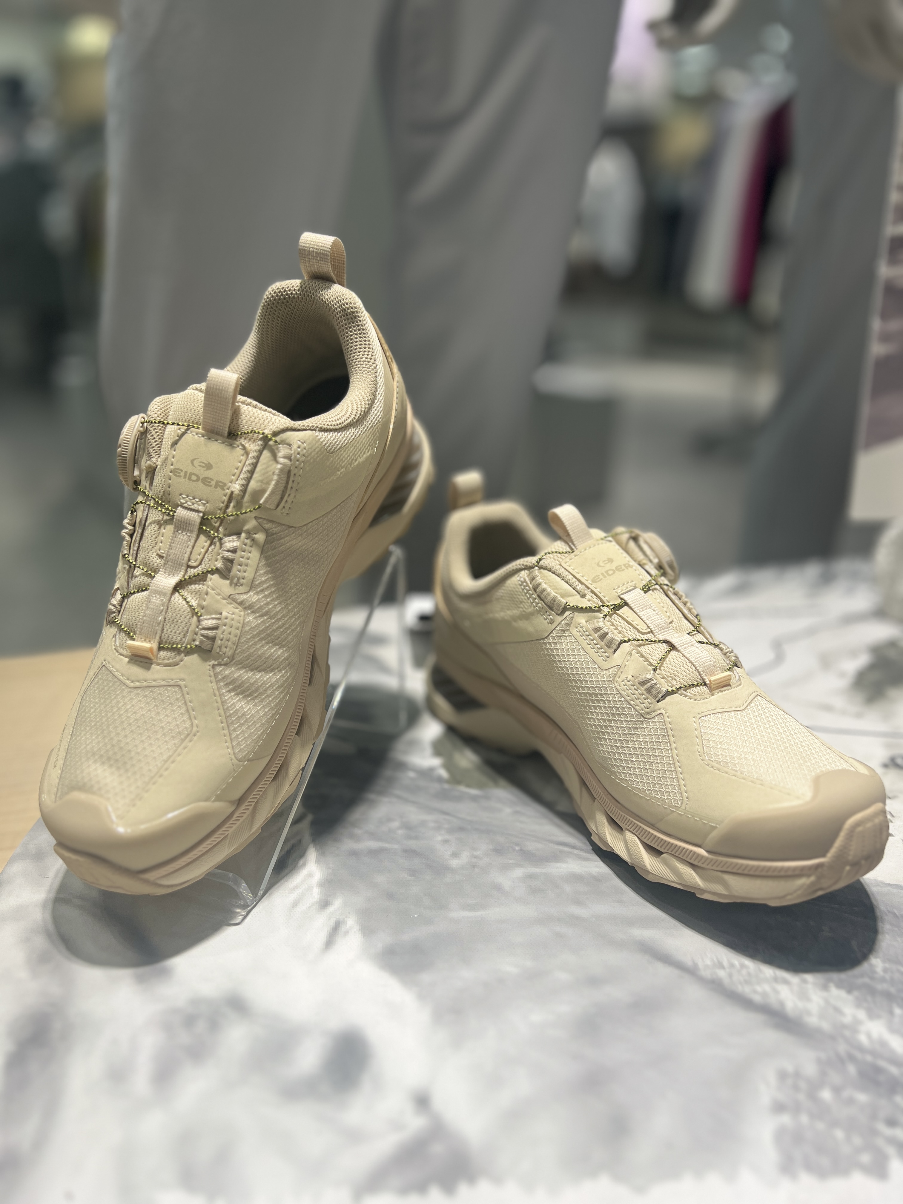 아이더 고어텍스 등산화 트레킹화 퀀텀 에어로쉴드 23G20 - 상품 이미지