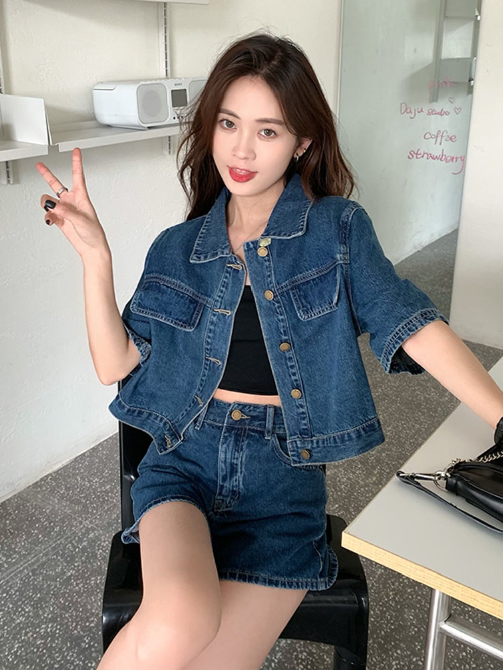 데님 반팔 자켓 크롭 여름 귀여운 청순 여친룩 캐주얼 패션 코디 - 상세 이미지 4