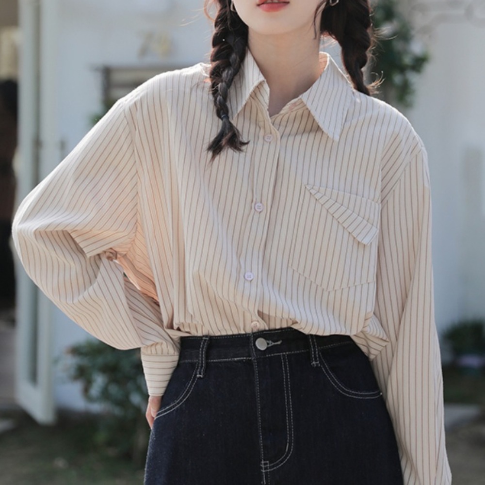 낮과 밤이 다른 그녀 1화 이정은 정은지 셔츠 봄 심플한 의상 옷 패션 - 메인 이미지