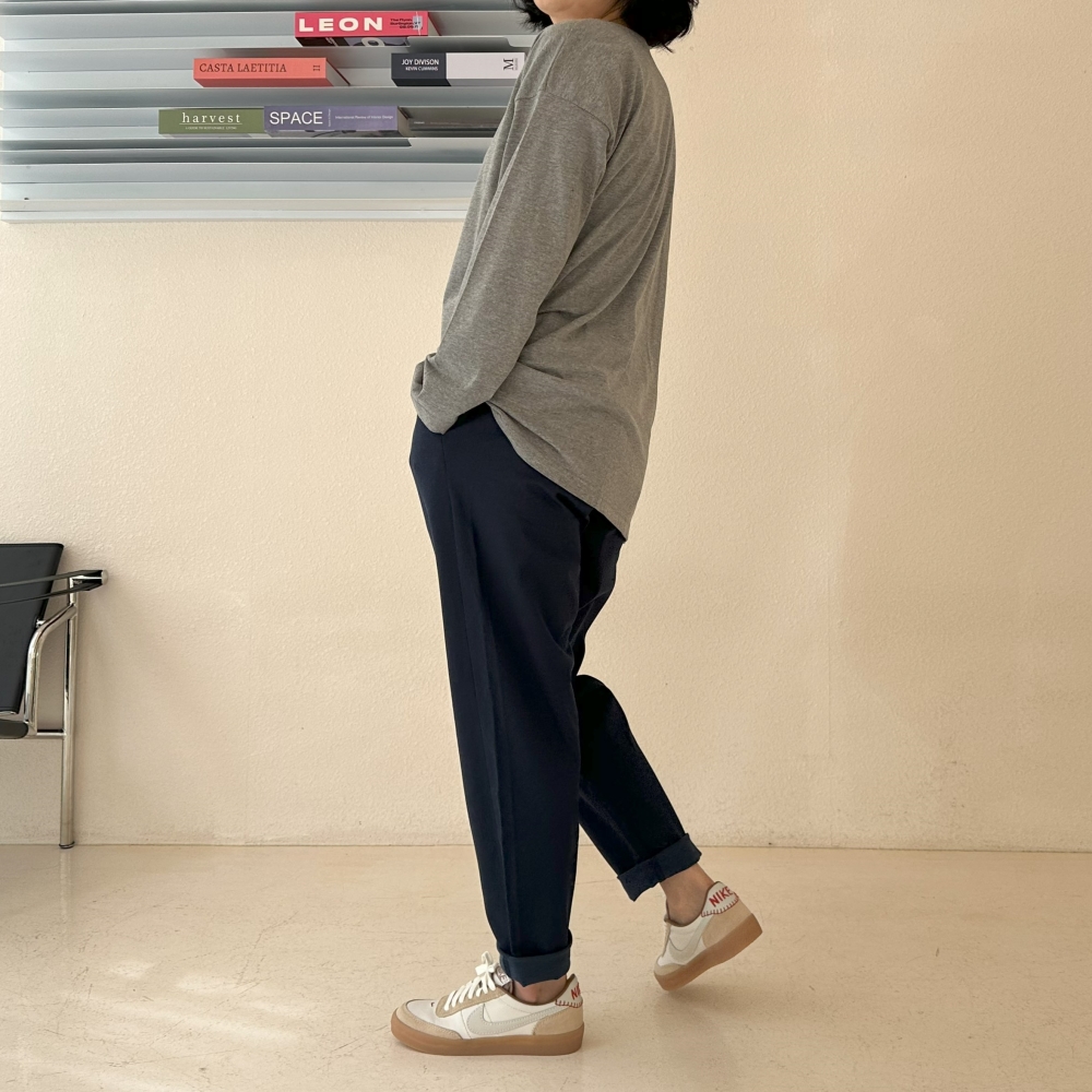 자체제작 기본 무지 여성 긴팔 면 티셔츠 봄 가을 이너 트임 박스 간절기 데일리 티 차콜 이미지 7