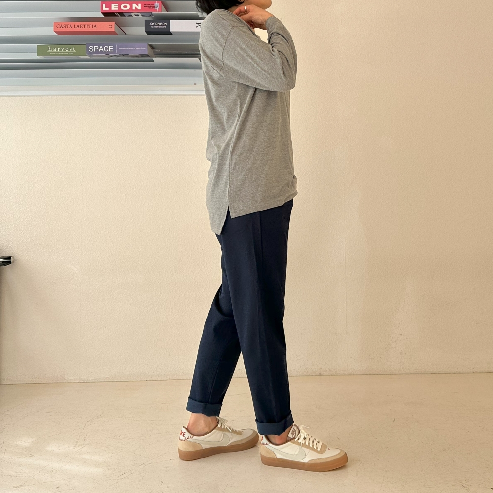 자체제작 기본 무지 여성 긴팔 면 티셔츠 봄 가을 이너 트임 박스 간절기 데일리 티 차콜 - 상세 이미지 5