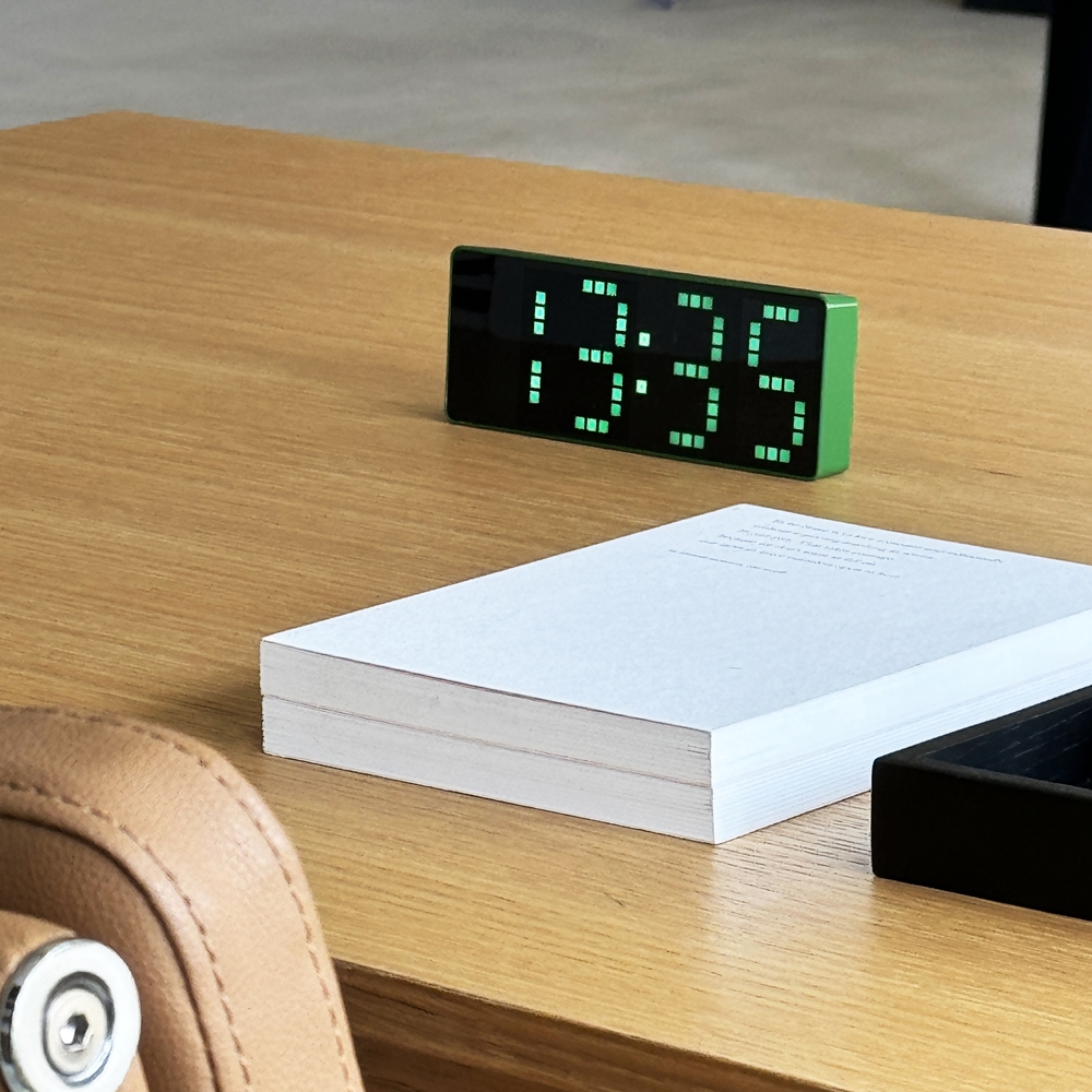 도트클락 레트로 LED 유선 알람 탁상시계 무소음 다기능