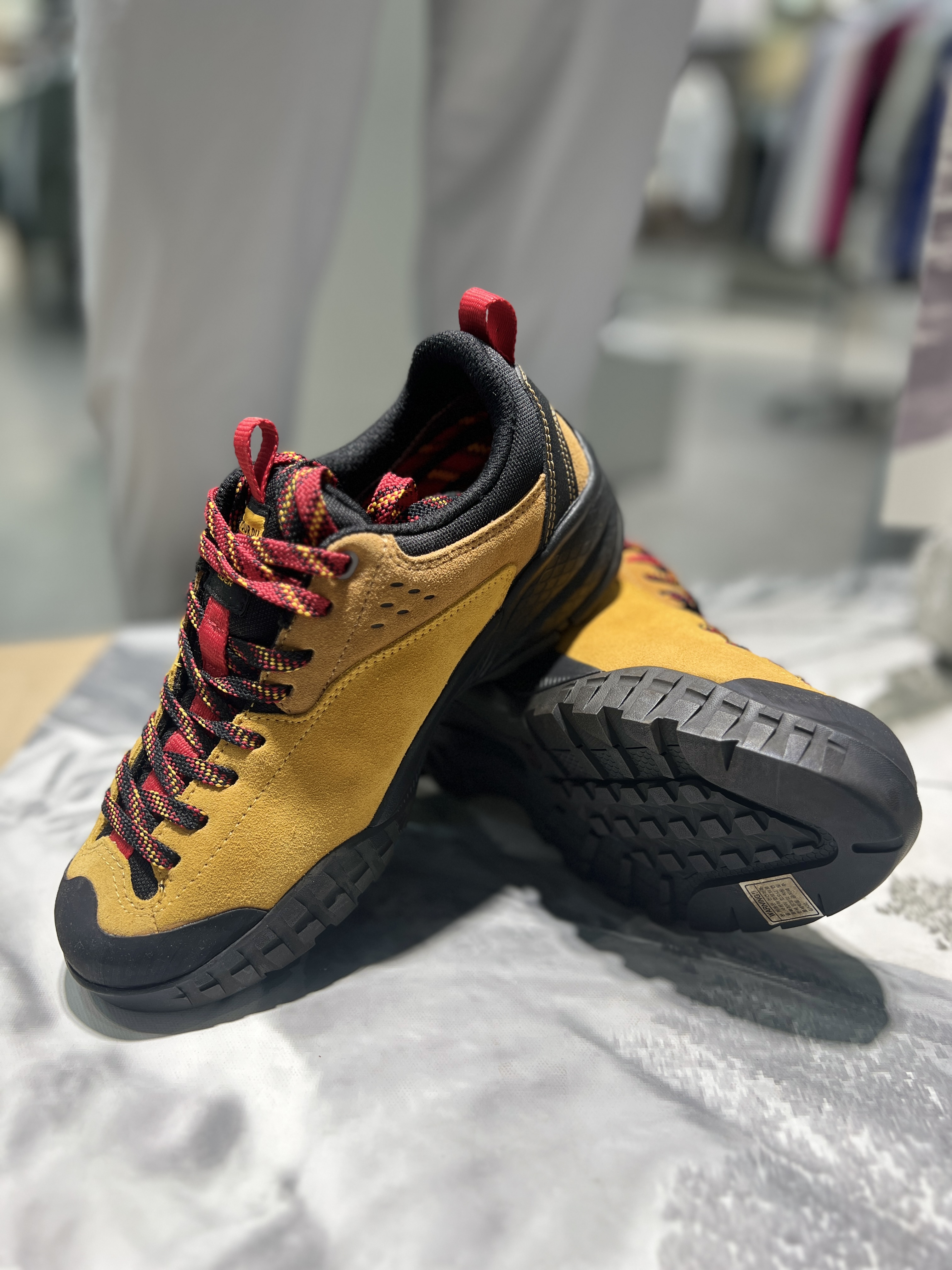 아이더 워킹화 고어텍스트레킹화 피어스 TT 23G51 - 상세 이미지 2