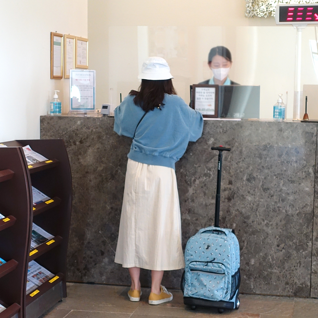 제이월드뉴욕 18인치 롤링백팩 신학기 학원가방 기내용 여행캐리어 출장 트롤리