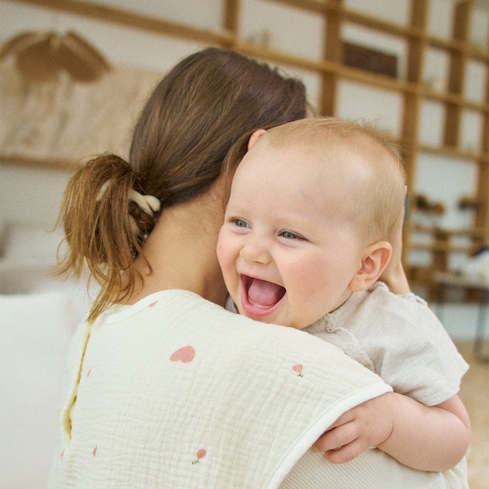 1+1 엄마턱받이 수유 앞치마 육아 조끼 트림패드 아빠 턱받이