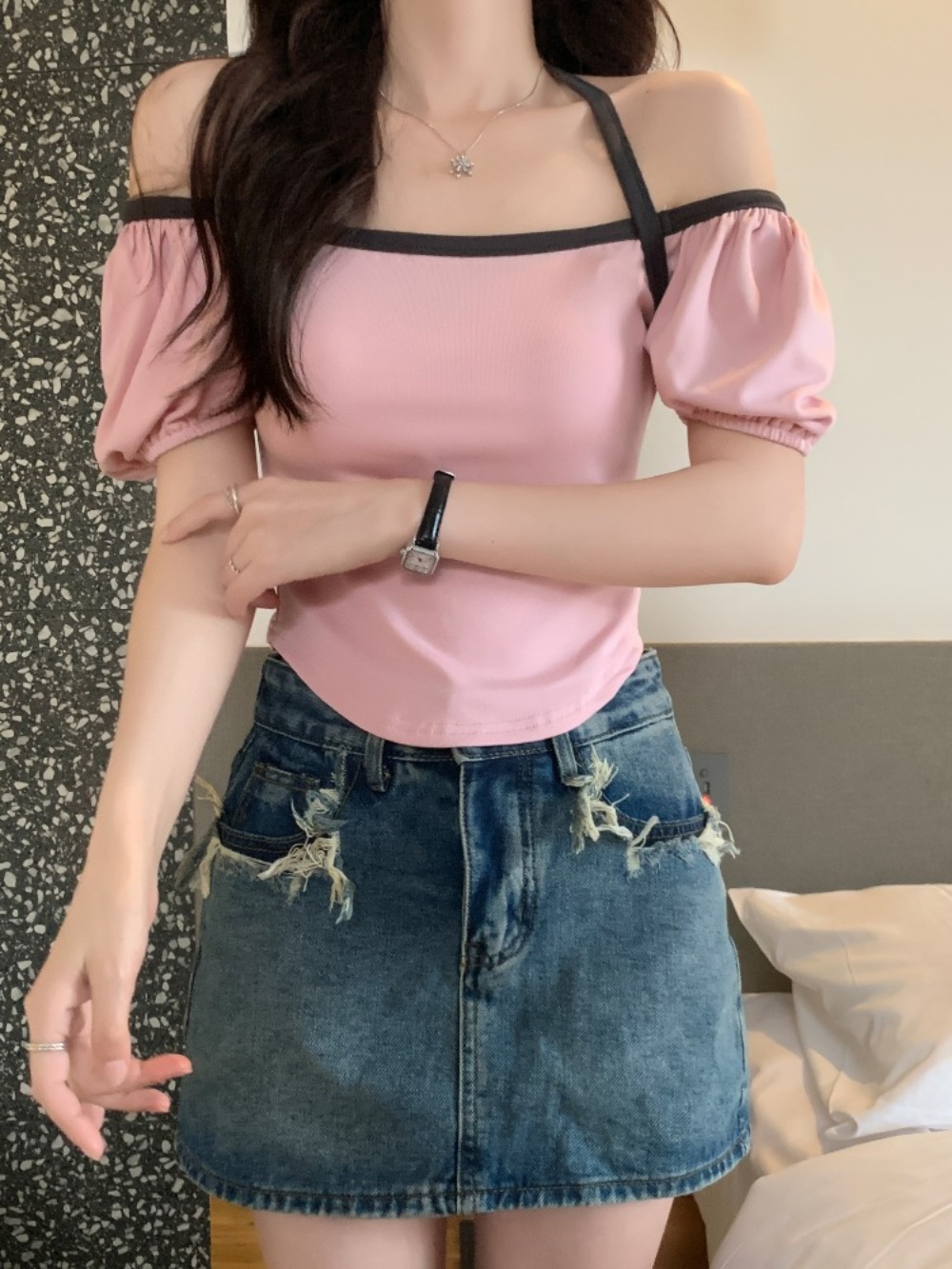 놀면뭐하니 239회 미주 반팔 티셔츠 오프숄더 러블리 의상 옷 패션 - 상세 이미지 4