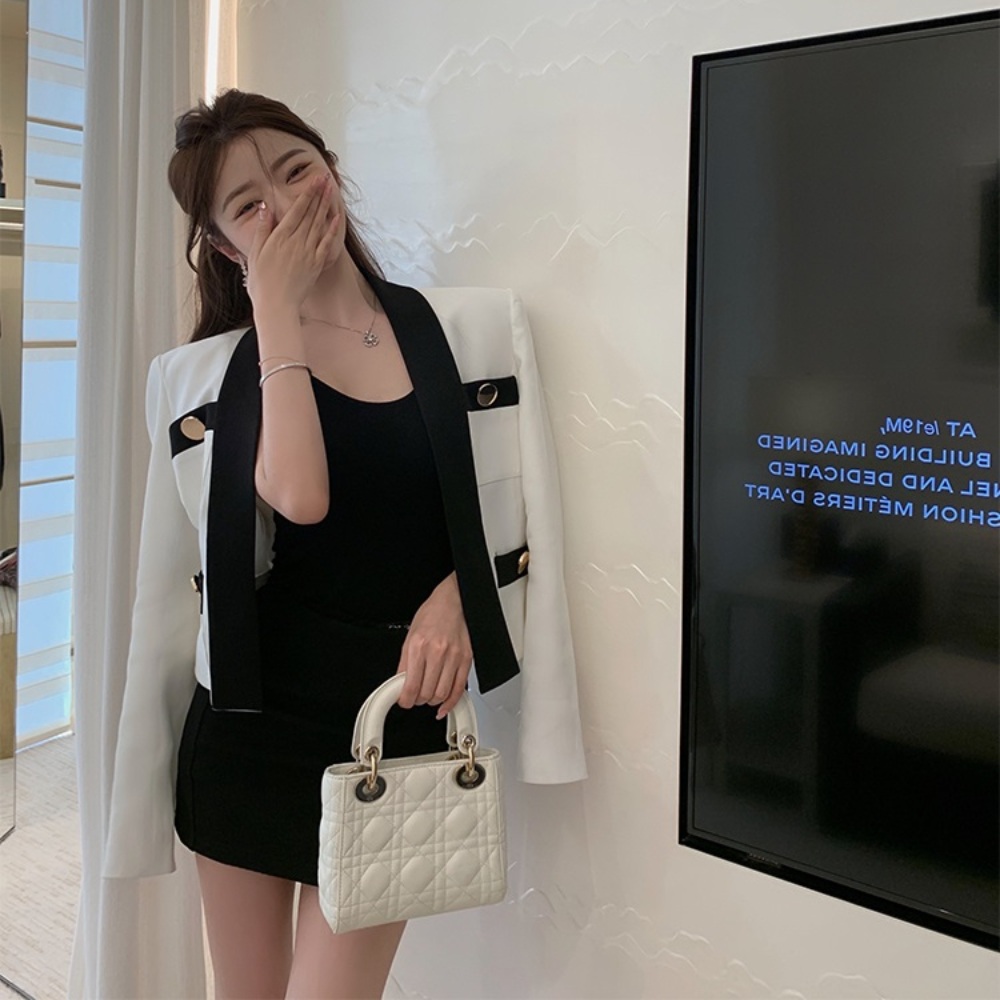 미운우리새끼 399회 오연수 화이트 자켓 오피스 하객룩 의상 옷 패션 - 메인 이미지
