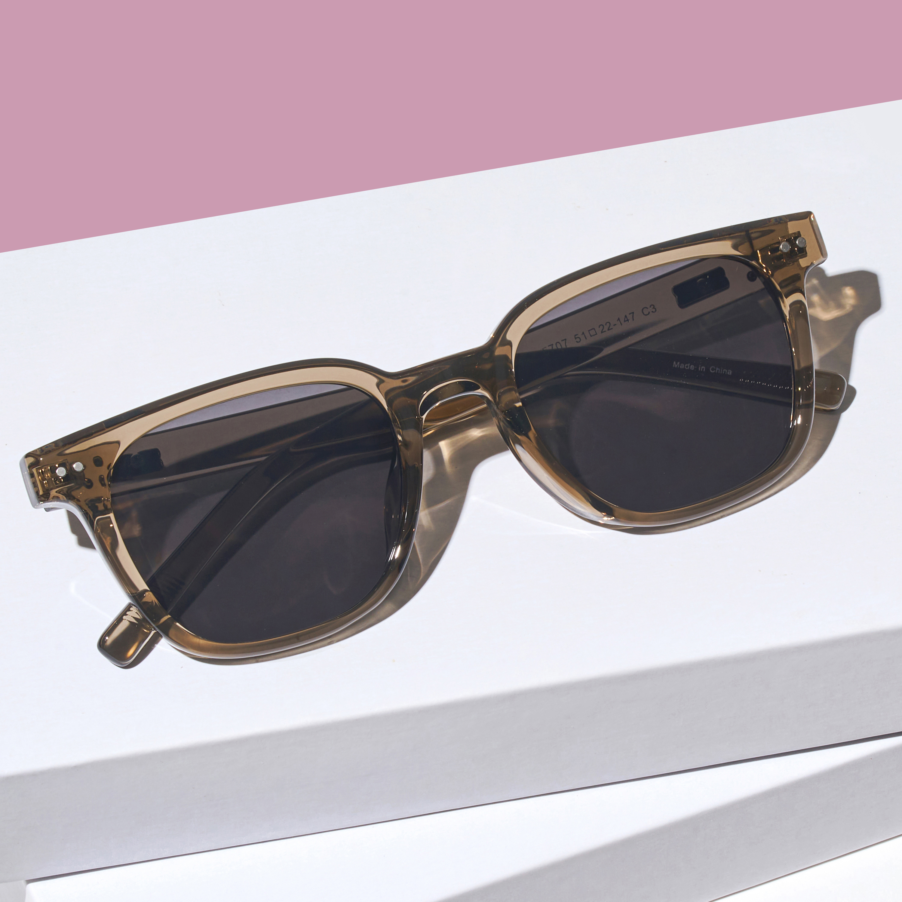 빅사이즈 반투명 패션 자외선차단 틴트 선글라스