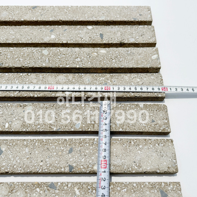 모노타일 롱와이드 500x50x17T 오석옐로우 실측사이즈 / 하다건재