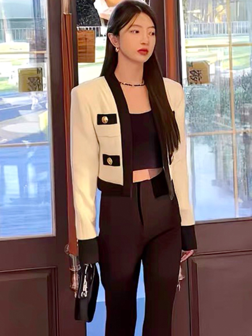 미운우리새끼 399회 오연수 화이트 자켓 정장 모던한 의상 옷 패션 - 상세 이미지 2