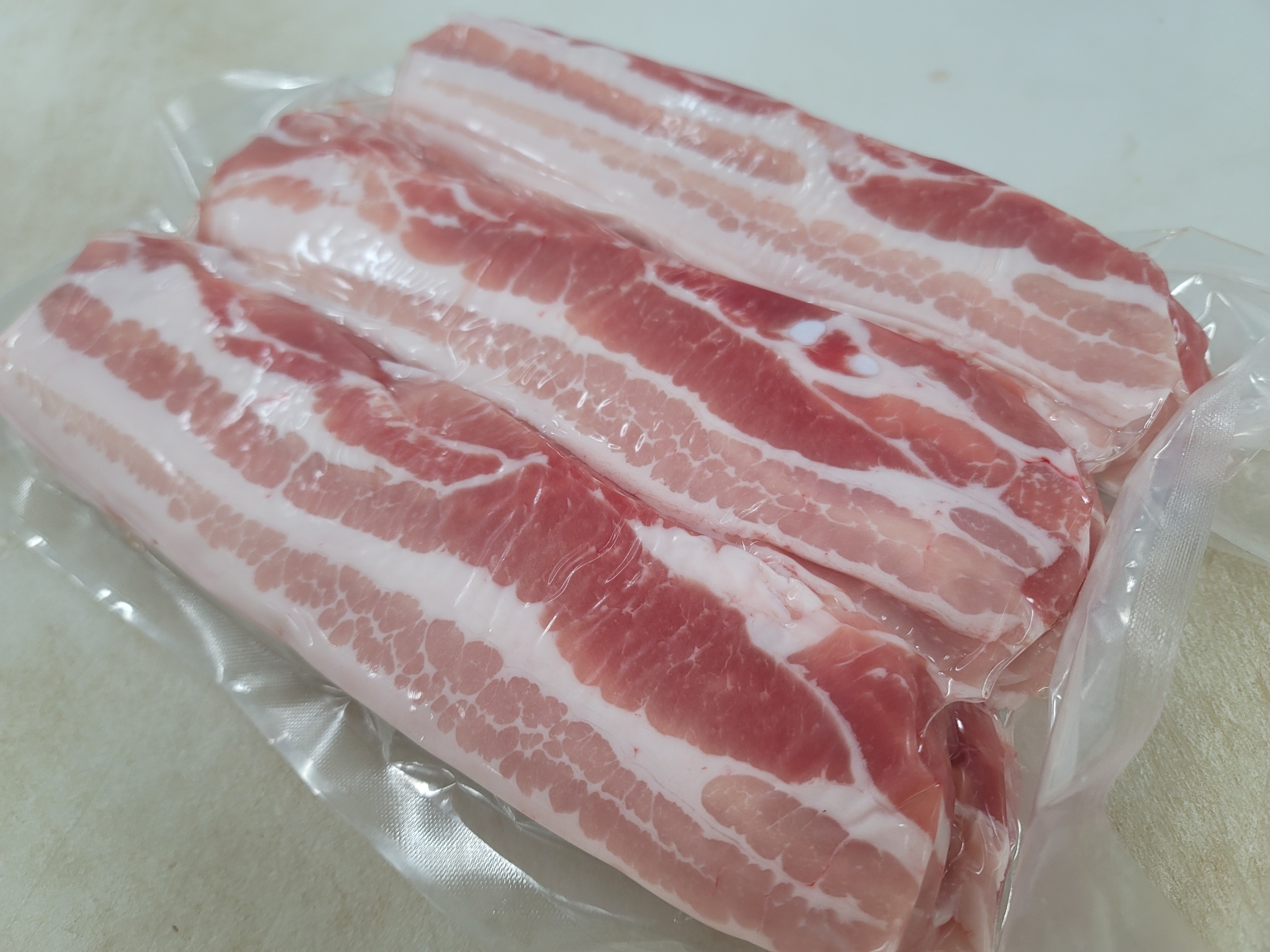 국산급 맛 보장 대용량 대패삼겹살 2kg 수입 돼지고기 냉동삼겹살 삼겹살