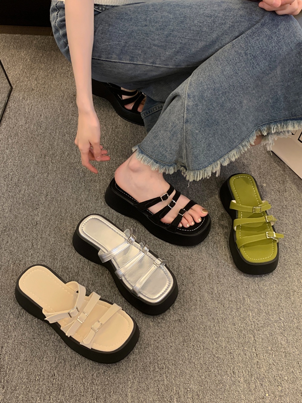 사각코 스트랩 샌들 슬리퍼 키높이 6cm 두꺼운 밑창 버클 3컬러 - 상세 이미지 2