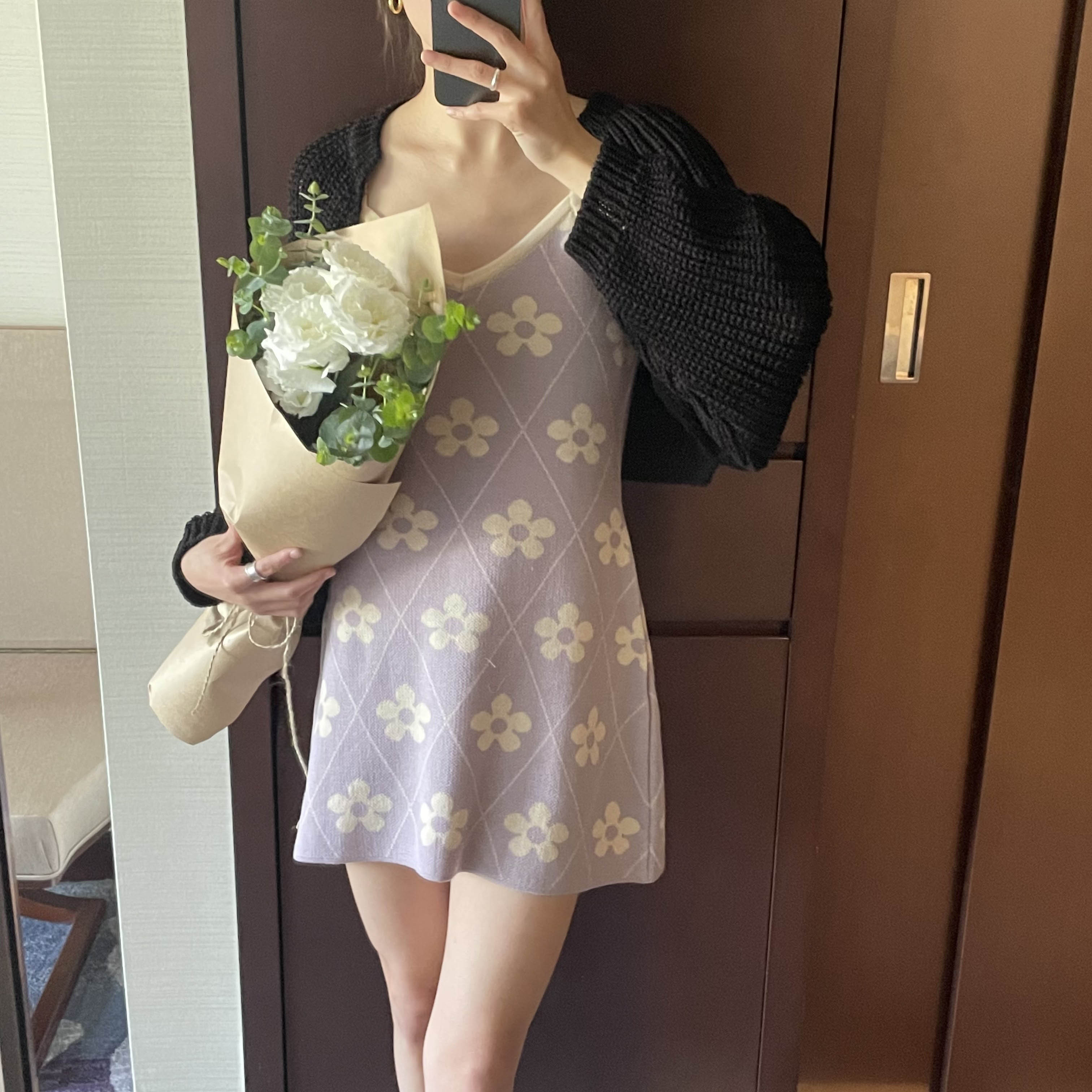헬로 플라워 브이넥 민소매 숏 미니 여름 레이어드 플라워 패턴 니트 원피스(바이올렛,스카이블루,네이비) - 상세 이미지 4