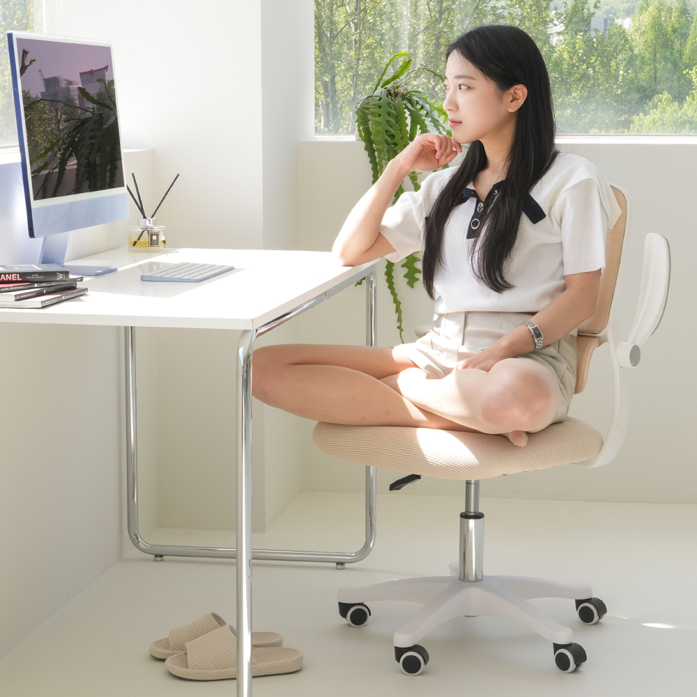 [다니카] 루시드 접이식 팔걸이 컴퓨터 메쉬 사무용 책상 의자 - 상세 이미지 2