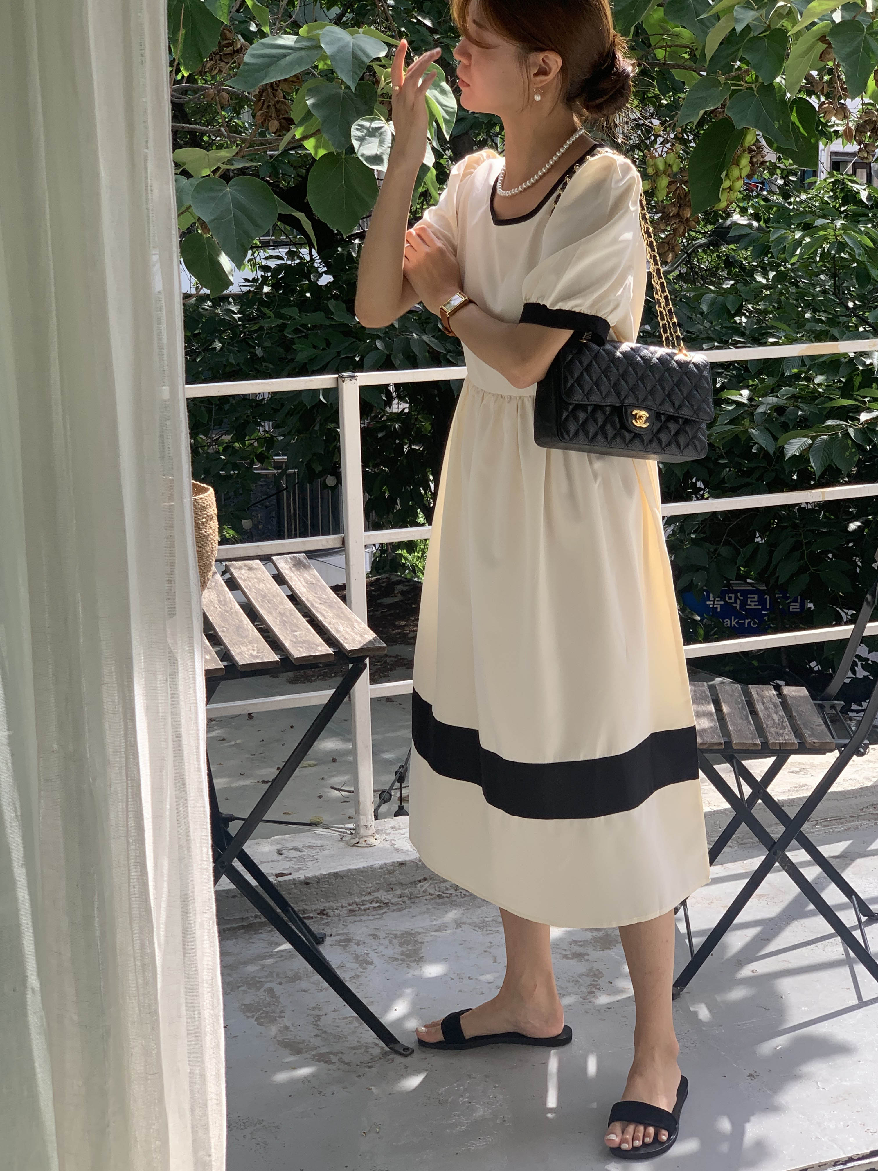 오일리 스퀘어넥 여름 소매퍼프 허리 스트랩 허리끈 벌룬 셔링 데일리 배색 퍼프 코튼 롱 원피스 - 상세 이미지 3