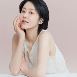 코이 블룸 글로우 에센스 톤업 광채 선크림 (SPF50+) 30ml, 1... 솔직 후기 | 피부 타입별 분석 - 상품 이미지 2