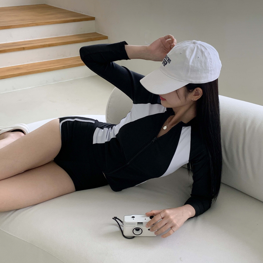 [🖤당일출고🖤/상하의SET] 서퍼 배색 집업 나그랑 반크롭 슬림핏 래쉬가드 수영복 상세 이미지 1