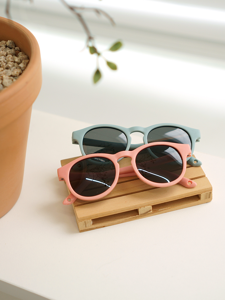 키저스 베베 0-4세 소프트 실리콘 아기 선글라스 케이스 세트 돌 백일 유아 선물