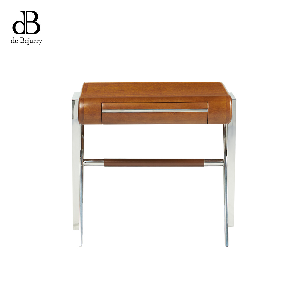 드비저리 트로카데로 사이드 테이블 침대 협탁