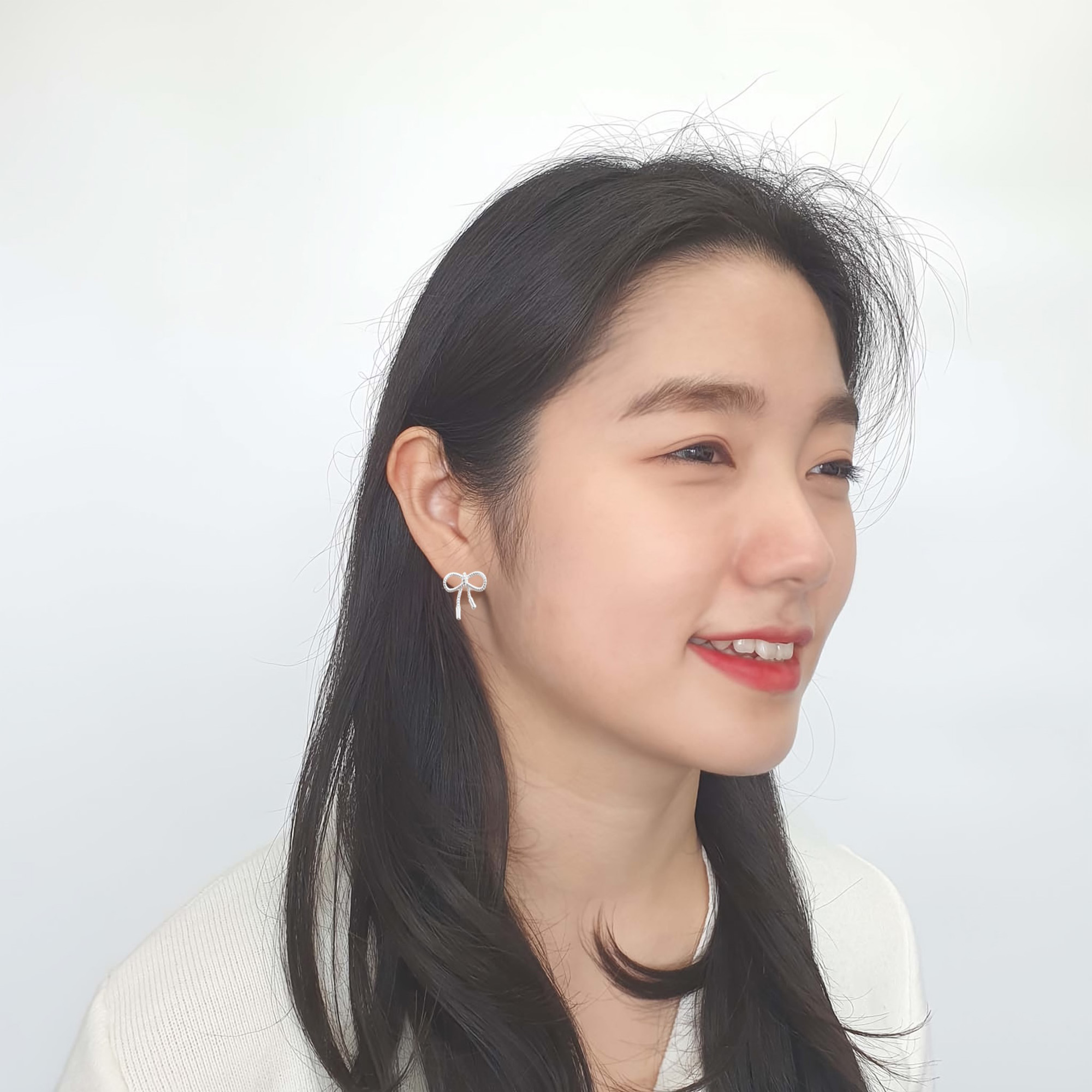 야랑쥬얼리 925실버 리본 포인트 귀걸이 - 상세 이미지 3