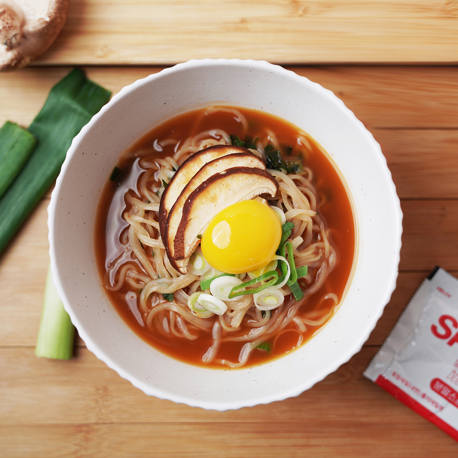 빼빼곤약 59kcal 발효곤약라면 매운맛 214g x 10팩 - 상세 이미지 2