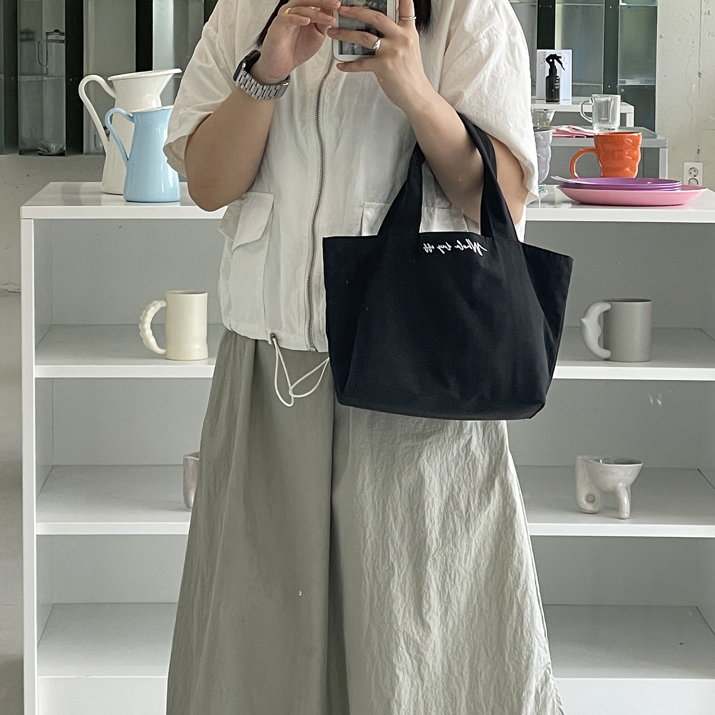 [홀데이오프] 미드나잇 시티 토트 백 블랙 긱시크 나일론 가벼운 데일리 출퇴근 가방 이미지 7