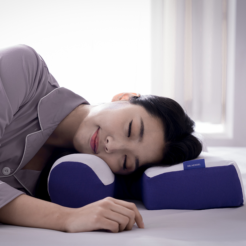 닥터헨델 H-PILLOW 옆으로 누워자는 메모리폼 경추 귀눌림방지 주름목베개 하드타입 (2 color) - 상세 이미지 2