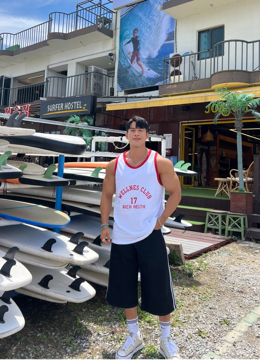 7ED684A0-2CBE-49ED-9D30-1ECBC426E8BD