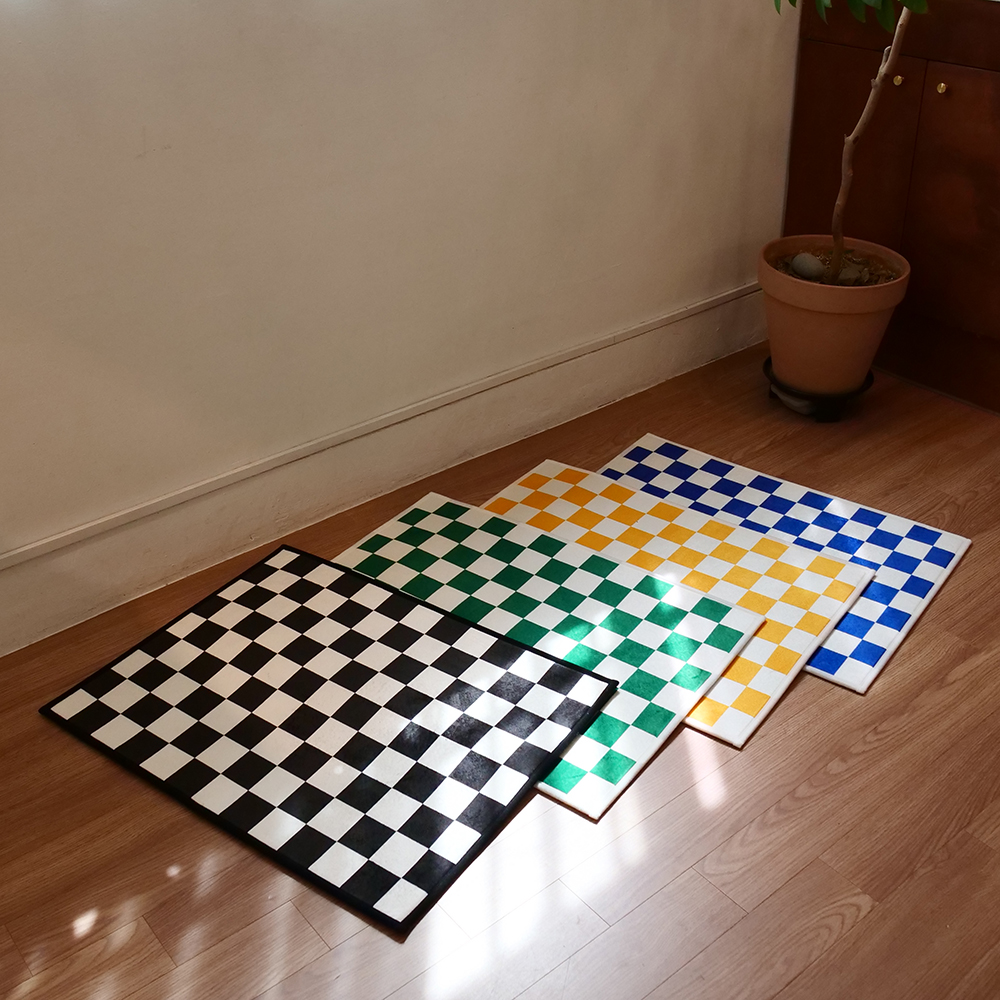 포시엘라 국내산 미니 러그 먼지없는 단모 워셔블 사계절 침대 인테리어 체커보드 러그 M
