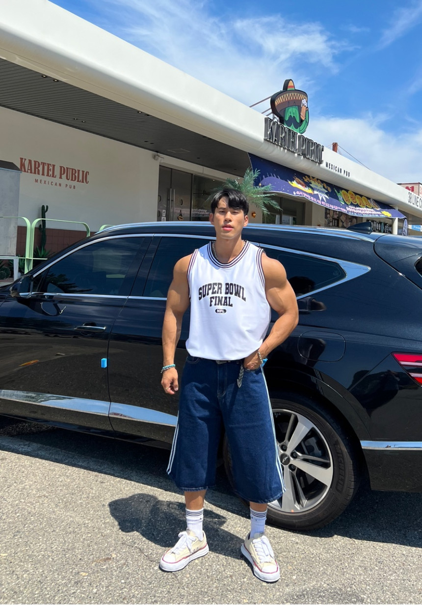 F85B531A-0A33-45DD-AAA0-B7A7835E7217