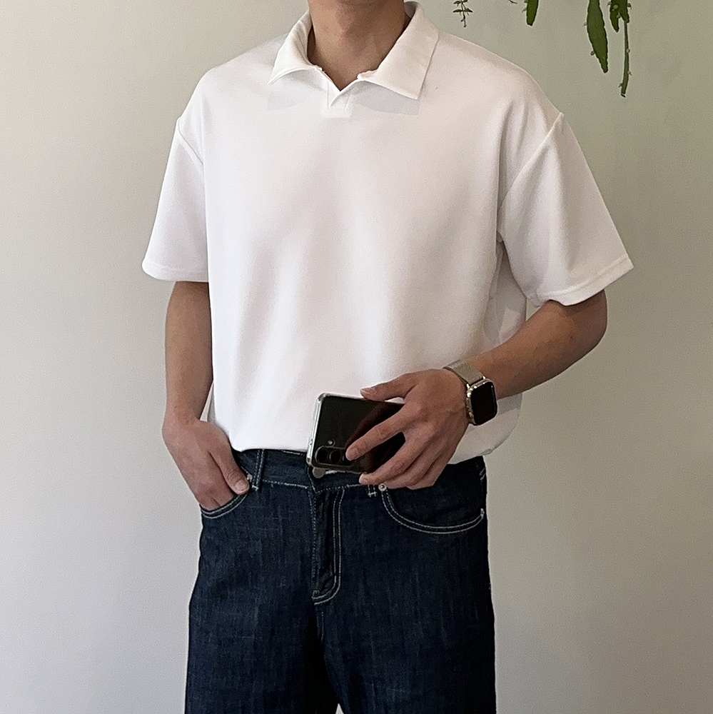 남자 반팔티 오버핏 구김없는 오픈카라 헨리넥 여름 반팔 티셔츠 - 상품 이미지