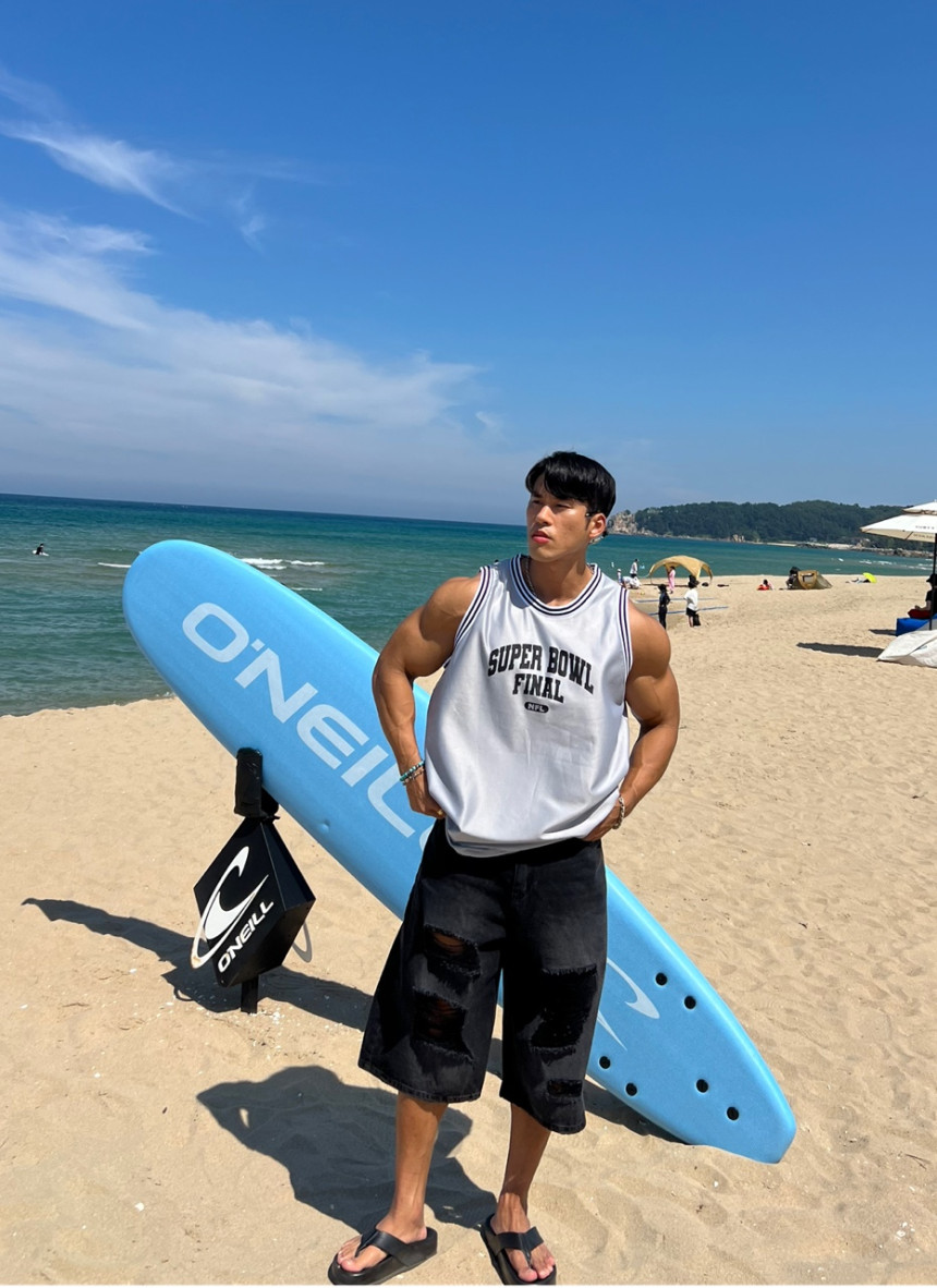 1B17E02C-45CA-44E7-8E91-FFED46B69F4B