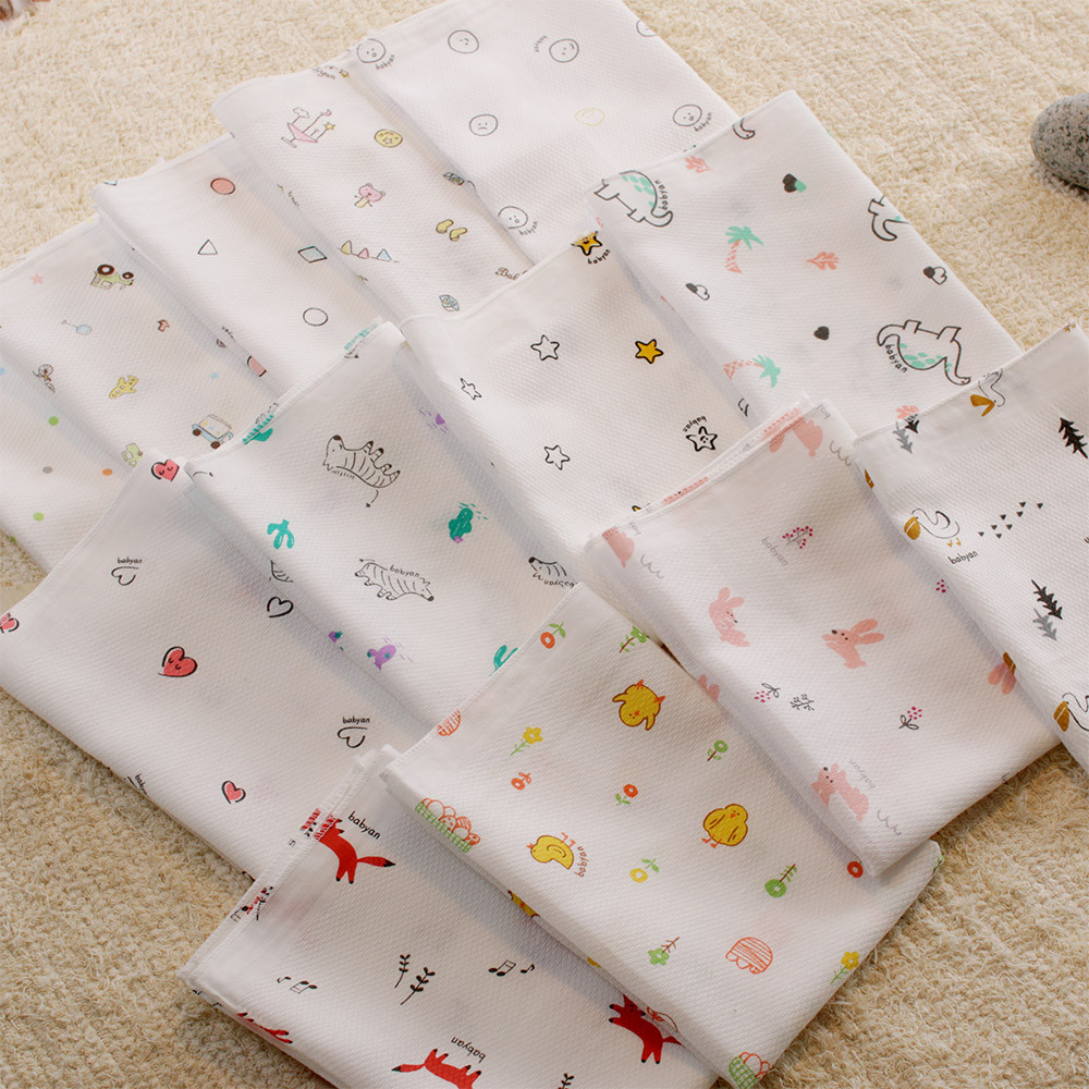 베이비앙 국내산 무형광 신생아 아기 유아 순면 캐릭터 나염 가제 엠보손수건 10장(혼합가능)