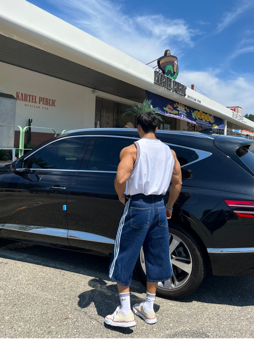 79A9A5D4-CF07-4412-9FC1-BC406514AD60