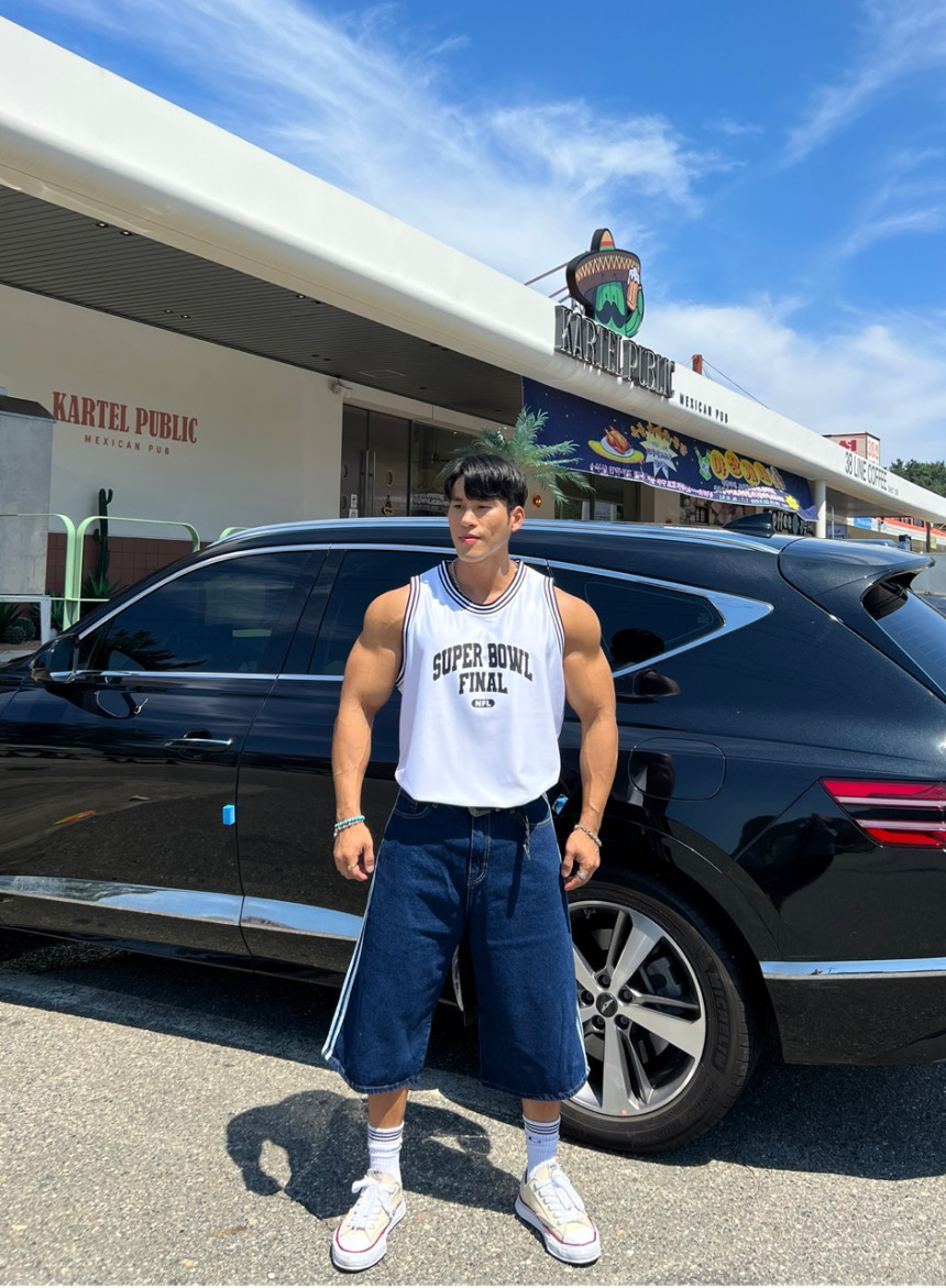 336D0F2B-2579-4EE2-8C02-99CBA5DE0497