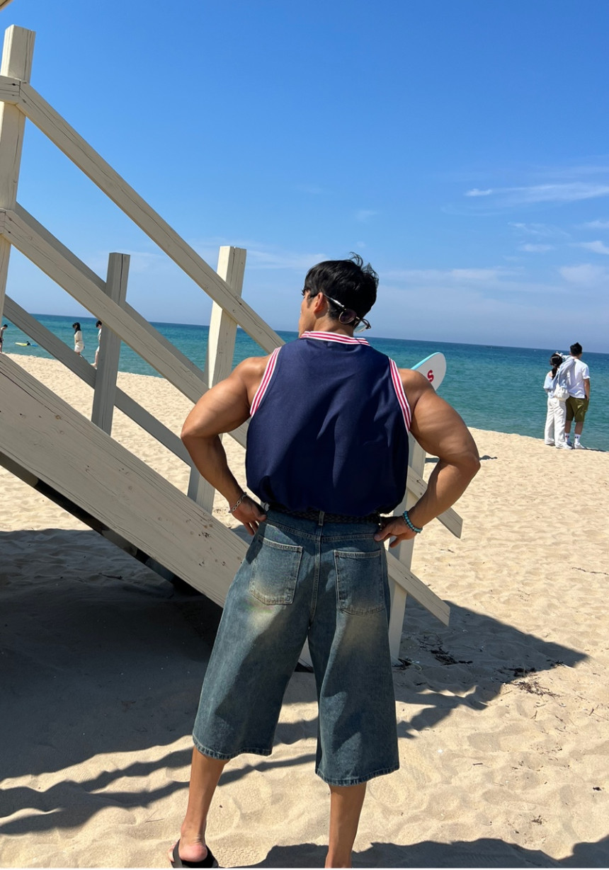 F75C19A0-46AD-408B-9CAE-11AD081D74E8