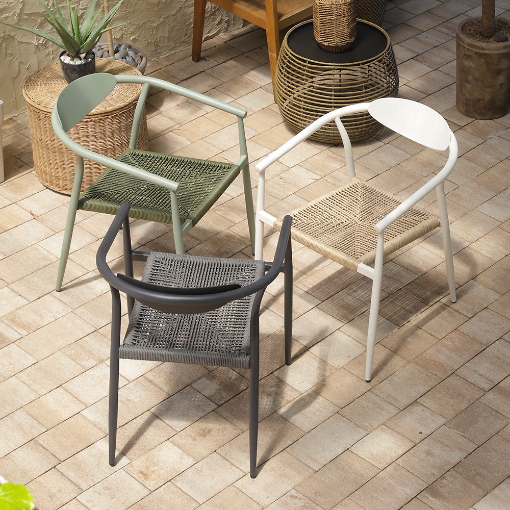코멧 야외용 라탄 의자 그린 정원 테라스 레스토랑 카페 체어