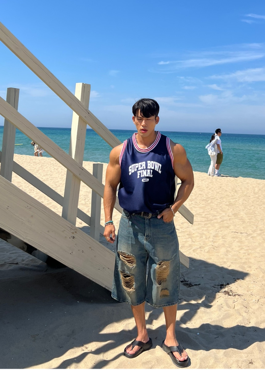 ADD0D87F-02EB-40C6-BD63-D5BF0913EC0B