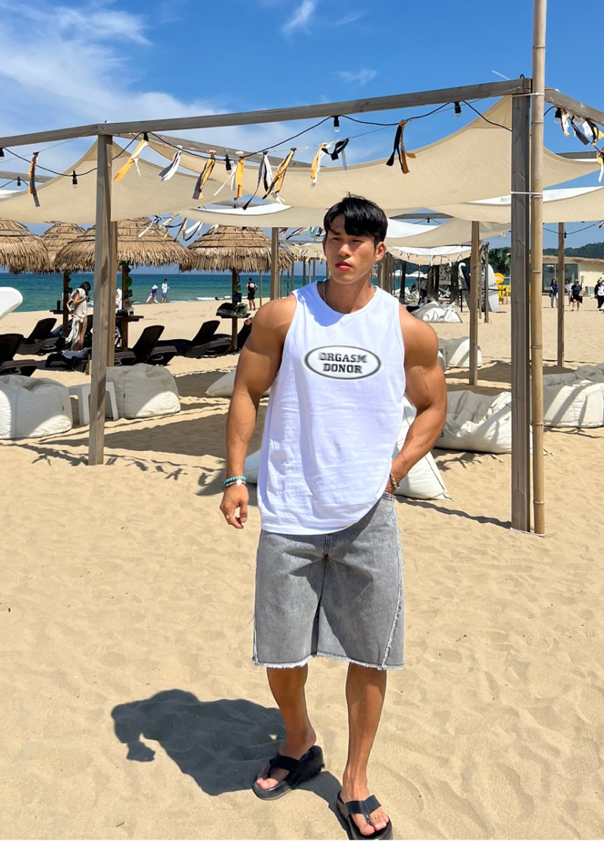 5F5D8047-CCDB-456D-BC0E-E2249B788E74