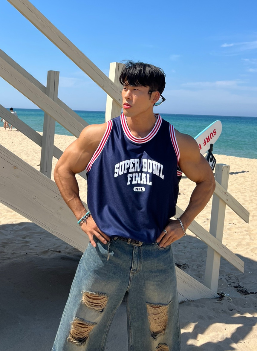 A824AE16-C4E6-451A-9EEB-F2A9F7B0C9CA